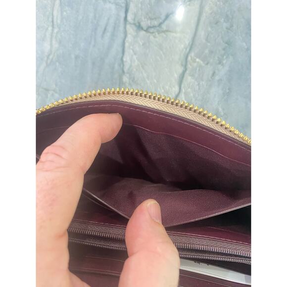 Coach Boxed Patent Leather Accordion Zip Around Wallet F55734 - Picture 11 of 14